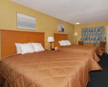Comfort Inn Norwalk Buitenkant foto